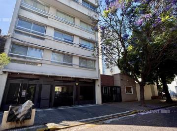 Departamento · 88m² · 3 Ambientes · 2 Cocheras · Departamento en Venta de 2 Dorm. con Cochera en La Plata