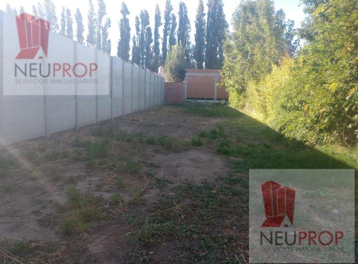 Terreno · 243m²