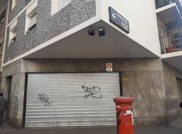 Local comercial · 230m² · 2 Ambientes · Capital Federal | Local Comercial 210 m² Depto 3 Ambientes | Renta Activa