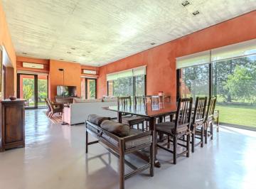 Casa · 717m² · 10 Ambientes · 4 Cocheras · Casa en Venta en Club de Campo Armenia, Pilar