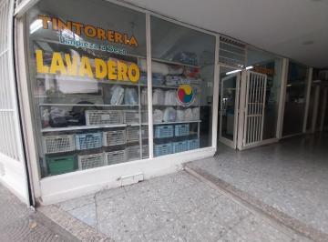 Fondo de comercio · 34m² · Lavadero de Ropa y Tintoreria con Propiedad