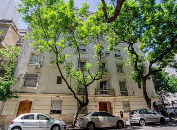 Departamento · 128m² · 4 Ambientes · 1 Cochera · Departamento en Botanico