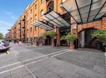 Oficina comercial · 80m² · 3 Ambientes · 1 Cochera · Oficina en Puerto Madero