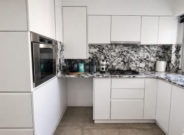 Departamento · 92m² · 4 Ambientes · 2 Cocheras · Venta de Departamento 4 Amb en Haedo C/ 2 Cocheras - Financiacion