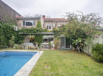 Casa · 191m² · 5 Ambientes · 1 Cochera · Casa en Venta La Lucila