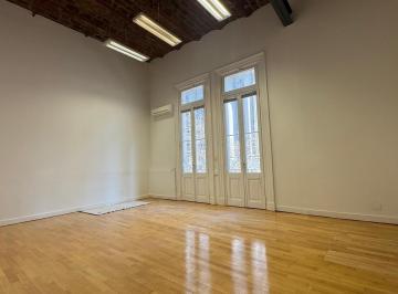 Oficina comercial · 110m² · 3 Ambientes · Oficina Alquiler 110 m² San Telmo Reciclada a Nuevo