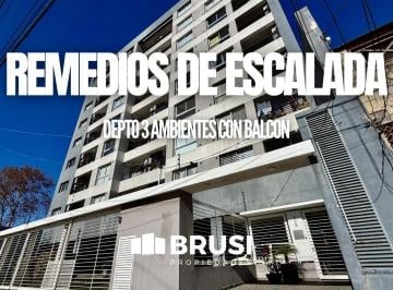 Departamento · 58m² · 3 Ambientes · 1 Cochera · Departamento en Venta en Remedios de Escalada - 3 Ambientes - con Cochera Cocheras
