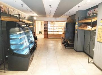 Local comercial · 272m² · Excelente Local Comercial de 287 m² Sobre Av Cordoba y Av Callao
