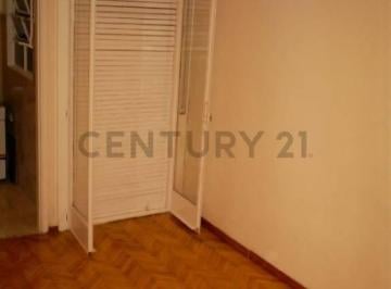 Departamento · 22m² · 1 Ambiente · Venta de Monoambiente con Balcón Frances en Flores, Ideal Inversión.