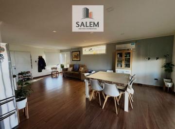 Casa · 222m² · 3 Ambientes · 2 Cocheras · Venta de Casa Barrio Privado