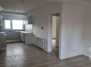 Departamento · 3 Ambientes · 1 Cochera · Alquiler Dpto 2 Dorm. - Calle Villegas 49 - 2° "A" Cipolletti