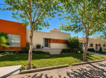 Casa en Venta de 5 ambientes · Capital Prop. Vende! (Mau) Casa Barrio Terrazas de Chacras