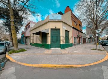Local comercial · 85m² · 3 Ambientes · Esquina con Local + Vivienda en Villa Santa Rita | Una Oportunidad Para Crear Valor