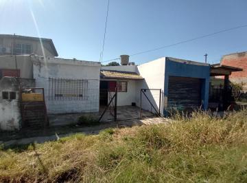 Casa · 109m² · 3 Ambientes · Casa en Venta en Gregorio de Laferrere