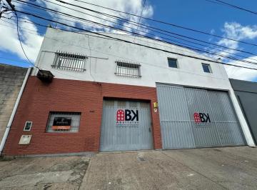 Bodega-Galpón · 900m² · 5 Cocheras · Galpon en Alquiler Vicente Lopez 900 m²