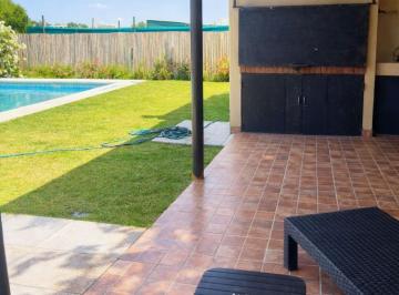 Casa · 140m² · 4 Ambientes · 2 Cocheras · Casa 4 Ambientes Alquiler Temporario La Alameda