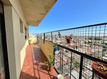 Departamento · 61m² · 3 Ambientes · Departamento Apto Credito Av Mitre 2400