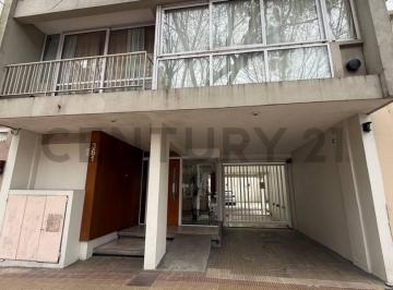 Departamento · 39m² · 2 Ambientes · Alquiler Departamento Al Frente de 1 Dormitorio