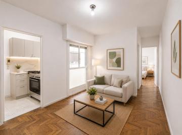 Departamento · 31m² · 2 Ambientes · Venta de Departamento en Almagro con Excelente Ubicacion a Modernizar