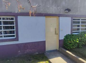 PH de 3 ambientes, La Plata · Casa en Venta 2 Dorm. - Villa Elisa, La Plata