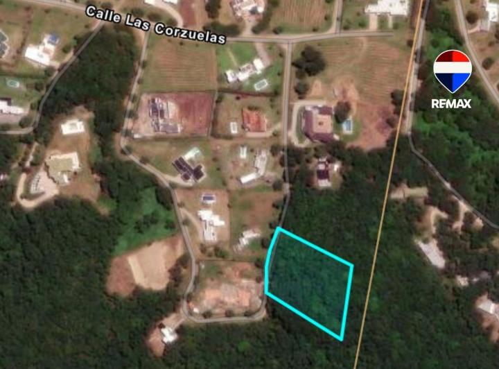 Terreno · 4993m²