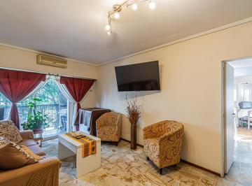 Departamento · 85m² · 4 Ambientes · Venta | Departamento | 4 Ambientes con Dependencia | Flores | 1er Piso