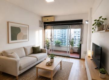 Departamento · 32m² · 1 Ambiente · Venta Apto Crédito Monoambiente Frente con Balcón 7° Piso Muy Luminoso Flores Pza Irlanda Caba