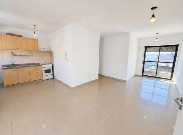 Departamento · 60m² · 3 Ambientes · 1 Cochera · Alquiler en Bernal 3 Ambientes - Balcon y Cochera