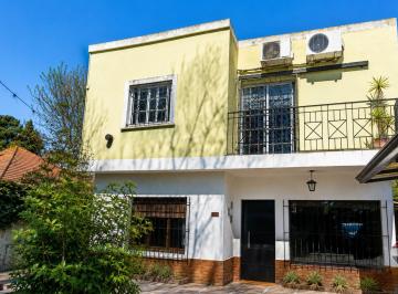 Casa · 100m² · 4 Ambientes · 2 Cocheras · Casa en Venta Villa Elisa 3 Dorm. Quincho
