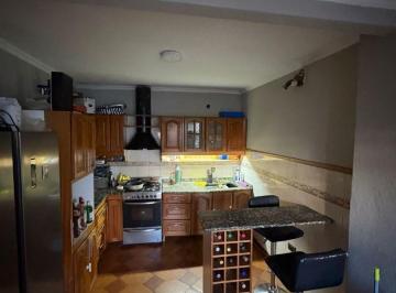 MGZ-MGZ-1036_2 · Casa 9 Ambientes 5 Dorm.. | Lisandro de La Torre Al 1500