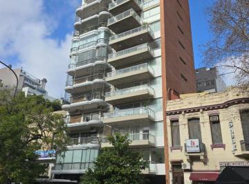 Departamento de 3 ambientes, Palermo · Piso, Inmejorable Ubicación y Muy Buen Estado, Superluminoso, Patio Cerrado, Balcón, Dorm. en Suite.