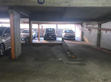 Garage · 15m² · Cochera - Congreso Techada