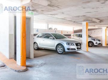 Garage · 12m² · Cochera en Venta Hipolito Yrigoyen 830 Quilmes