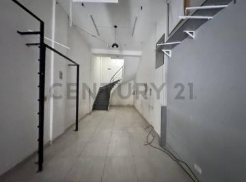 Local comercial · 147m² · Alquiler Local Comercial 147 m en 3 Plantas en Once Sin Expensas