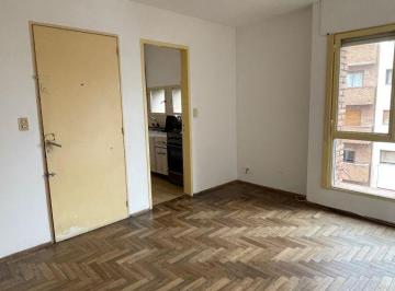 Departamento de 3 ambientes, Córdoba · Alberdi 1 Dorm Sobre Duarte Quiroz 1097
