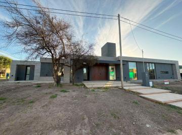 Casa de 5 ambientes, Unquillo · Casa 3dorm en Venta | Country Las Corzuelas | Excelente Calidad