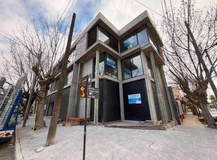 Local comercial · 150m² · 1 Ambiente