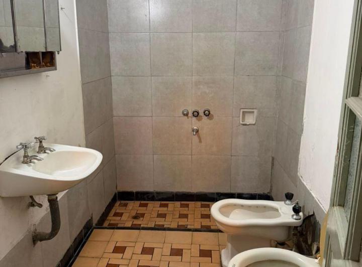 Casa · 100m² · 5 Ambientes · 1 Cochera