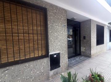 PH de 2 ambientes, Floresta · P. H. a 100 m Av Rivadavia 8100 Hermoso P. H. en Planta Baja con 2 Patios, Uno Amplio Descubierto