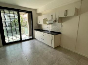 Departamento de 1 ambiente, Floresta · Hermoso Monoambiente Divisible con Balcón y Parrilla