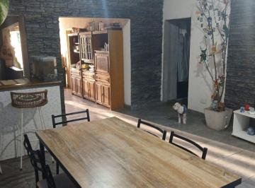 Casa · 100m² · 4 Ambientes · Venta Casa - Cañuelas!
