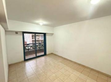Departamento · 40m² · 2 Ambientes · 1 Cochera · Departamento en Alquiler - un Dormitorio - 13 y 46 La Plata