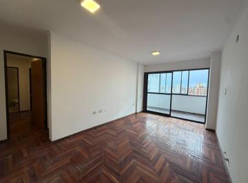 Departamento · 1m² · 3 Ambientes · Departamento en Centro
