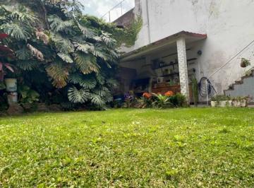 PH · 154m² · 6 Ambientes · Amplio PH en Villa Crespo + 4 Amb. con Jardin, Terraza y Parrilla
