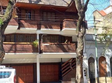 AGU-AGU-4159_2 · Alquiler de Triplex Al Frente - Caballito