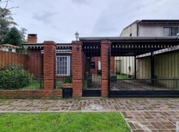Casa · 70m² · 2 Ambientes · 2 Cocheras · Casa en Alquiler, Sobre La Calle French en del Viso Centro, Pilar