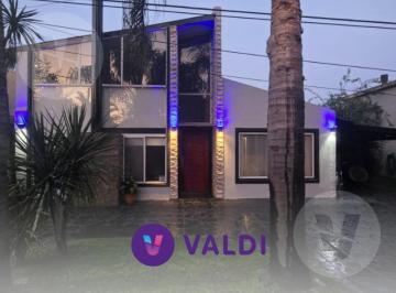 Casa · 472m² · 5 Ambientes · 2 Cocheras · Casa en Venta - Barrio Venado II, Canning