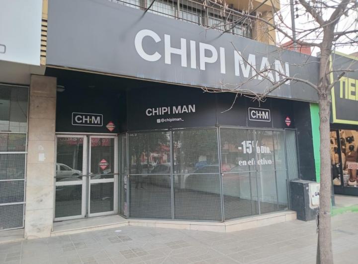 Local comercial · 102m²
