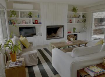 Casa · 440m² · 4 Ambientes · Casa en Bikini