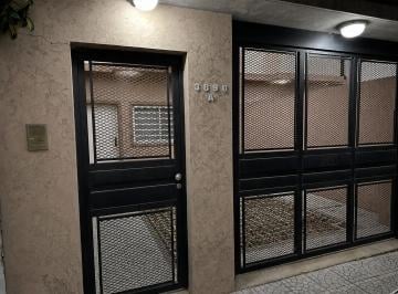 Departamento de 2 ambientes, La Plata · Departamento en Alquiler de 2 Dorm. con Patio y Cochera – Barrio San Carlos